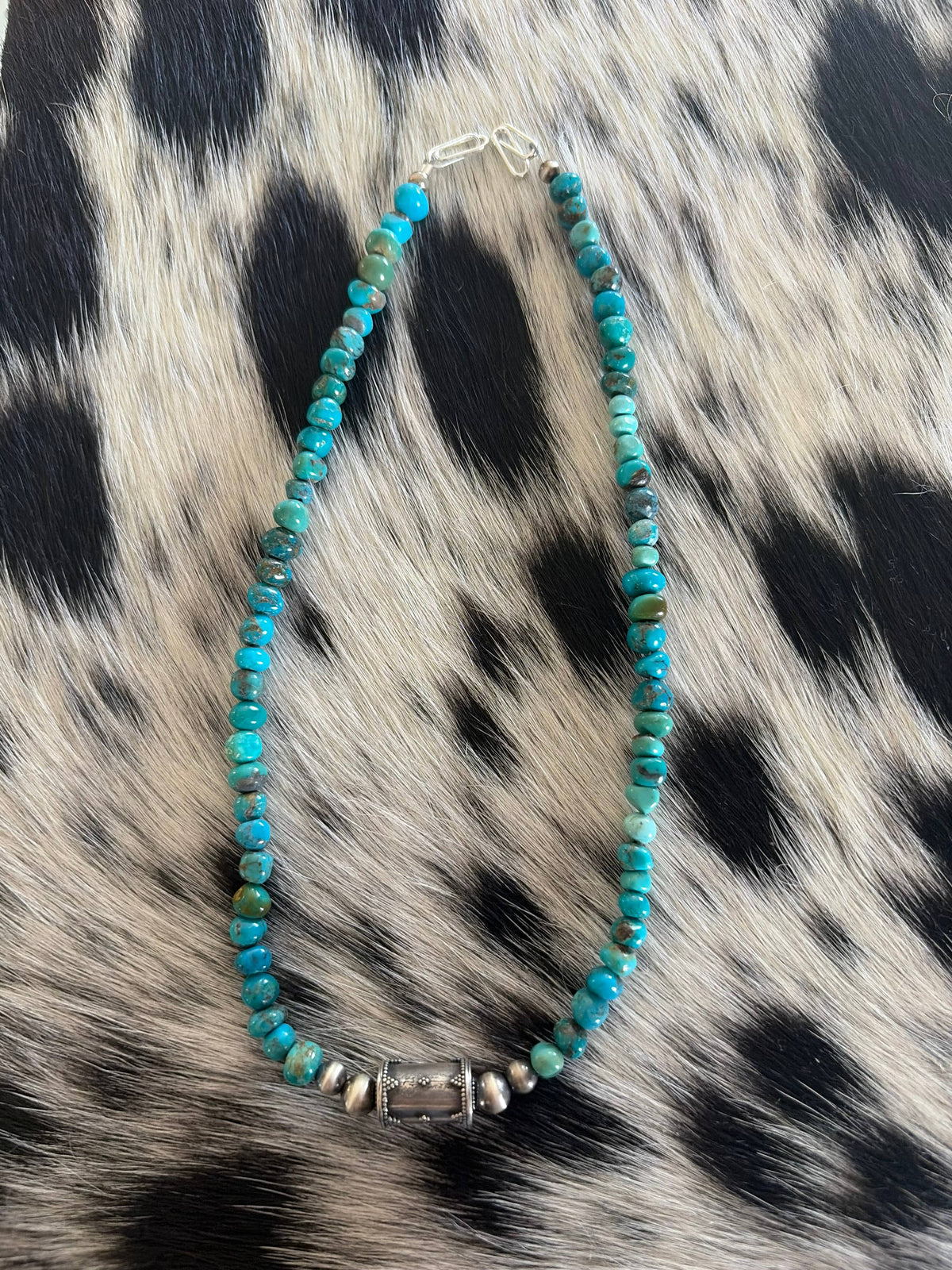  Genuine Turquoise w/ Sterling Silver Barrel 