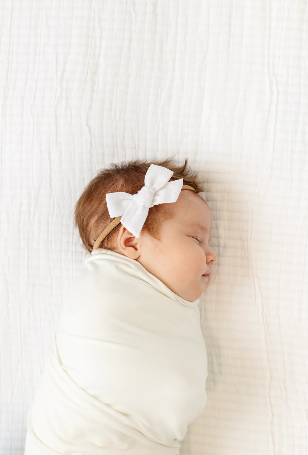 Lou Lou & Company Linen Bow