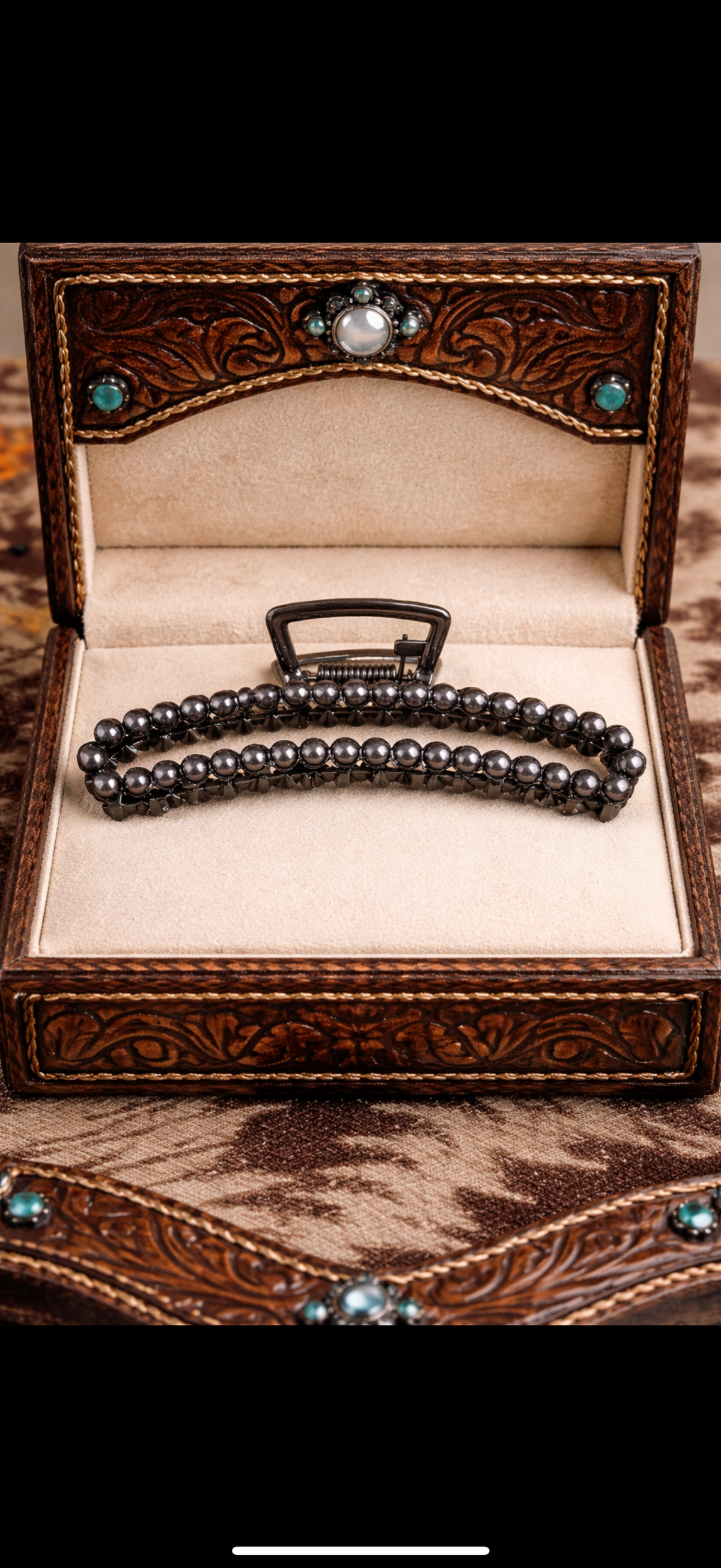 Faux pearl new style claw clip